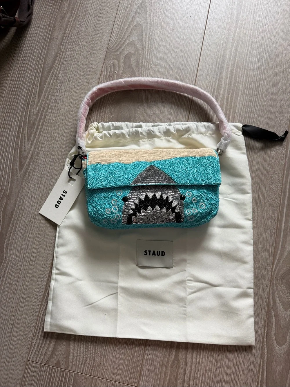 Staud Timmy Beaded Great White Shark Shoulder Bag TikTok famous sequins beach